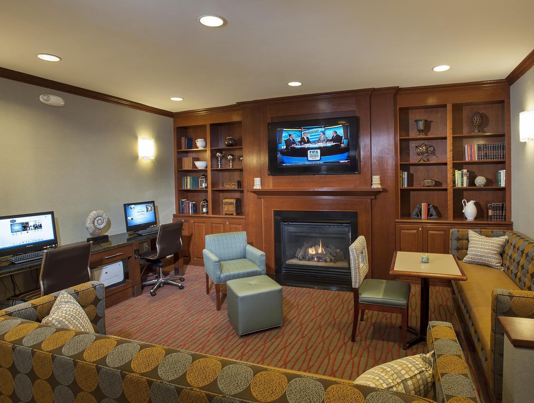 Hampton Inn Potomac Mills Γούντμπριτζ Εξωτερικό φωτογραφία