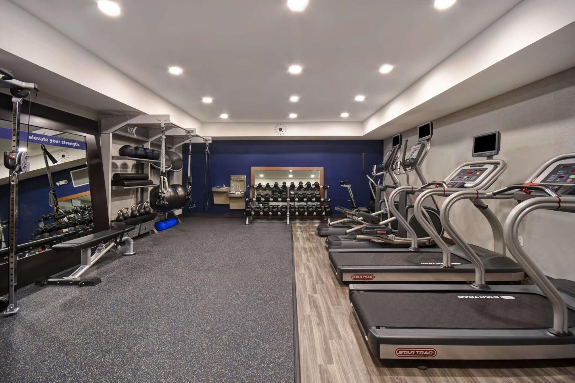 Hampton Inn Potomac Mills Γούντμπριτζ Εξωτερικό φωτογραφία