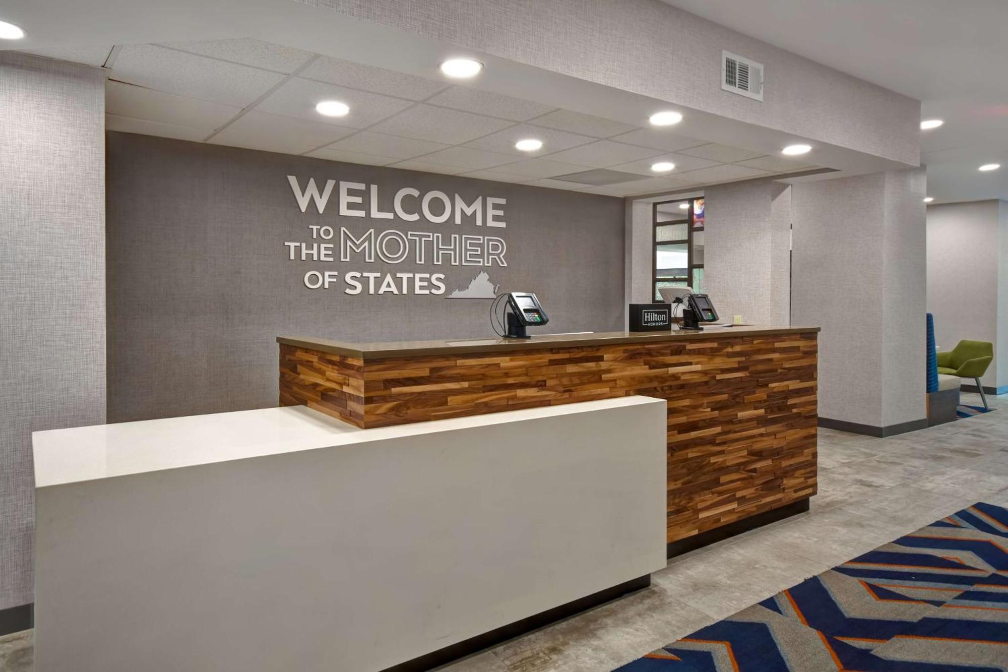 Hampton Inn Potomac Mills Γούντμπριτζ Εξωτερικό φωτογραφία
