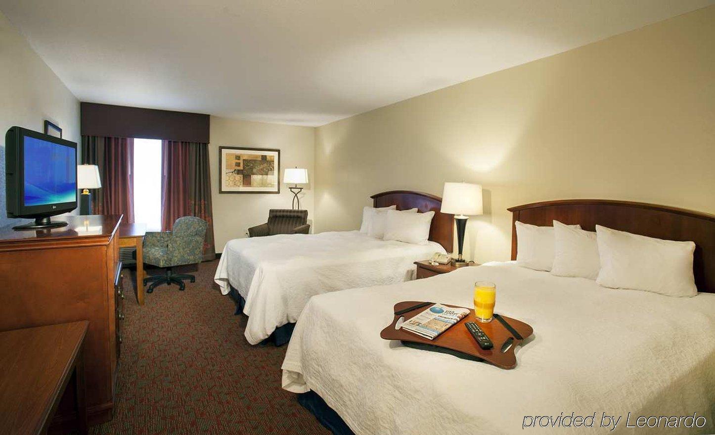 Hampton Inn Potomac Mills Γούντμπριτζ Εξωτερικό φωτογραφία
