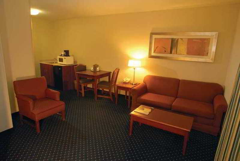Hampton Inn Potomac Mills Γούντμπριτζ Δωμάτιο φωτογραφία