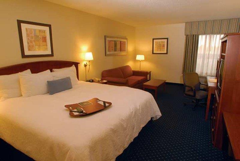 Hampton Inn Potomac Mills Γούντμπριτζ Εξωτερικό φωτογραφία