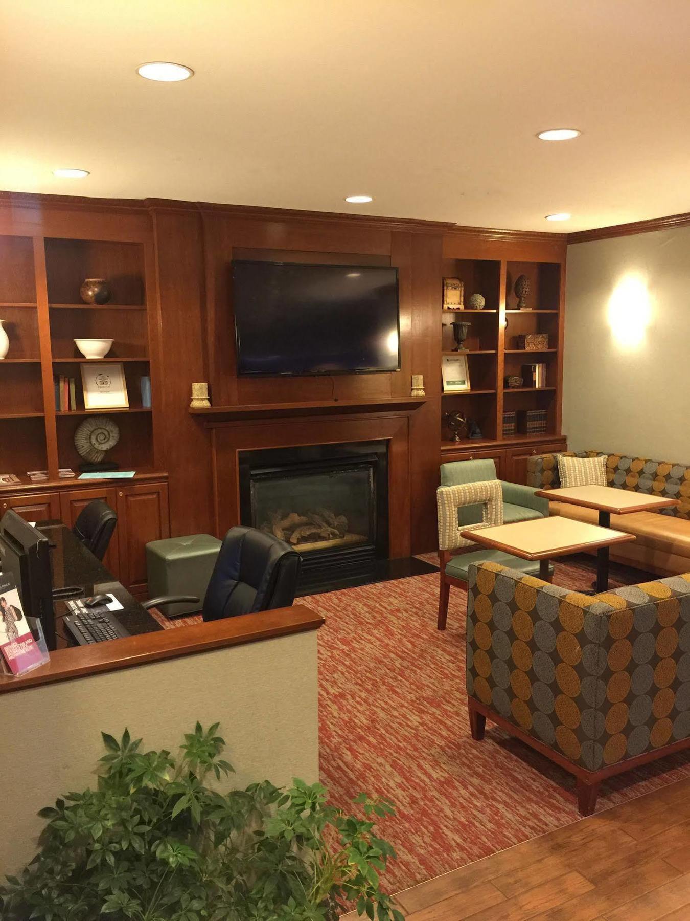 Hampton Inn Potomac Mills Γούντμπριτζ Εξωτερικό φωτογραφία